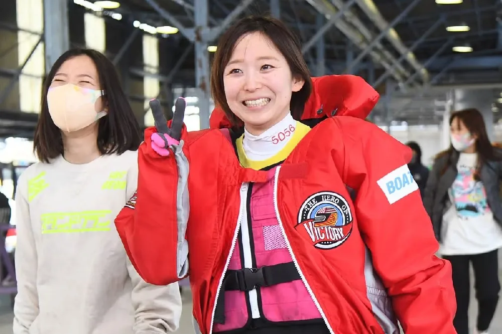 ＜祝 結婚＞西岡成美（徳島支部）将来期待の美人レーサー